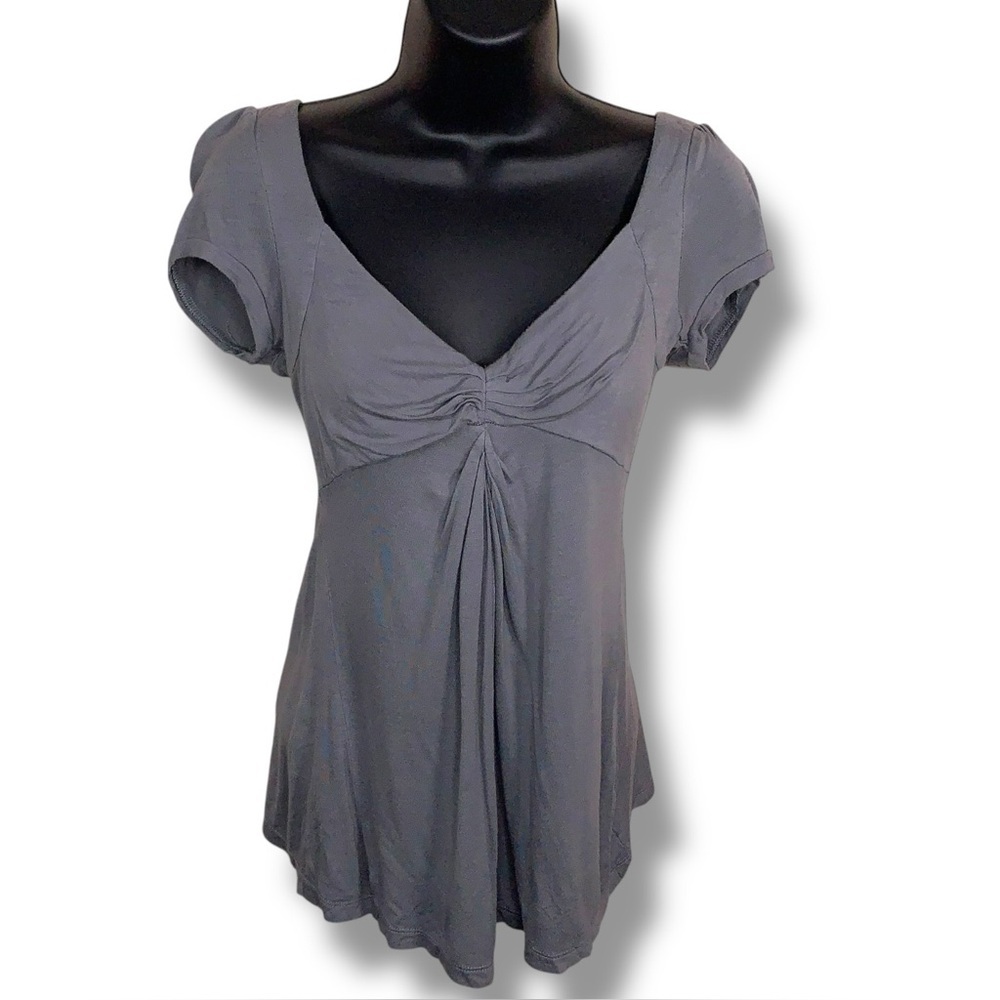 Juniors Medium Slate Grey Gray Blue Daytrip Tee Vneck Pinup Short Sleeve Tshirt